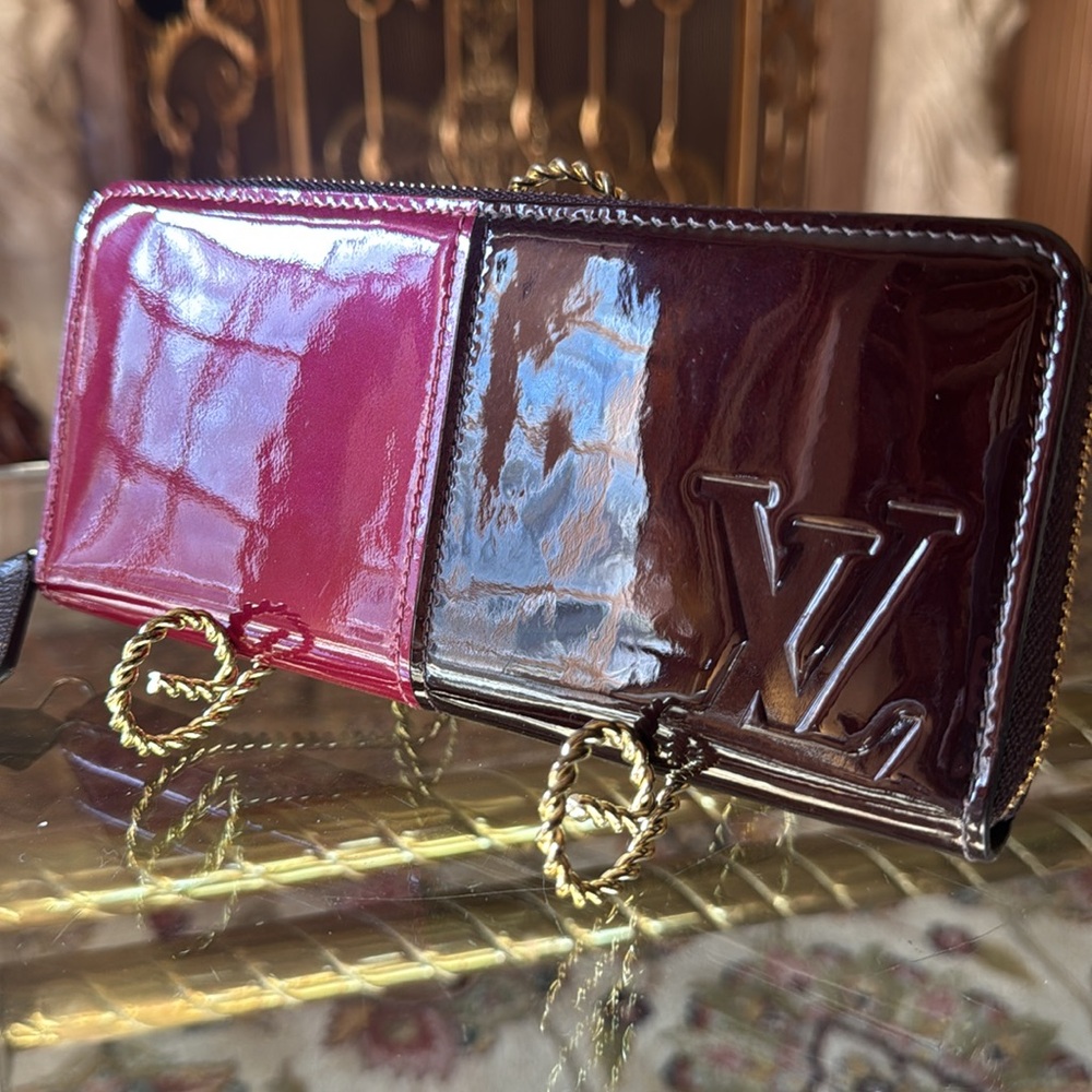 Louis Vuitton Wallet Glossy Red and Burgundy Wallet - Picture 2 of 14